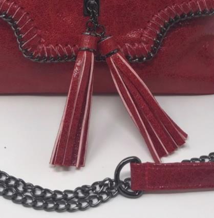 Sondra Roberts Red Crossbody With Link Chain – Lucy's Gift