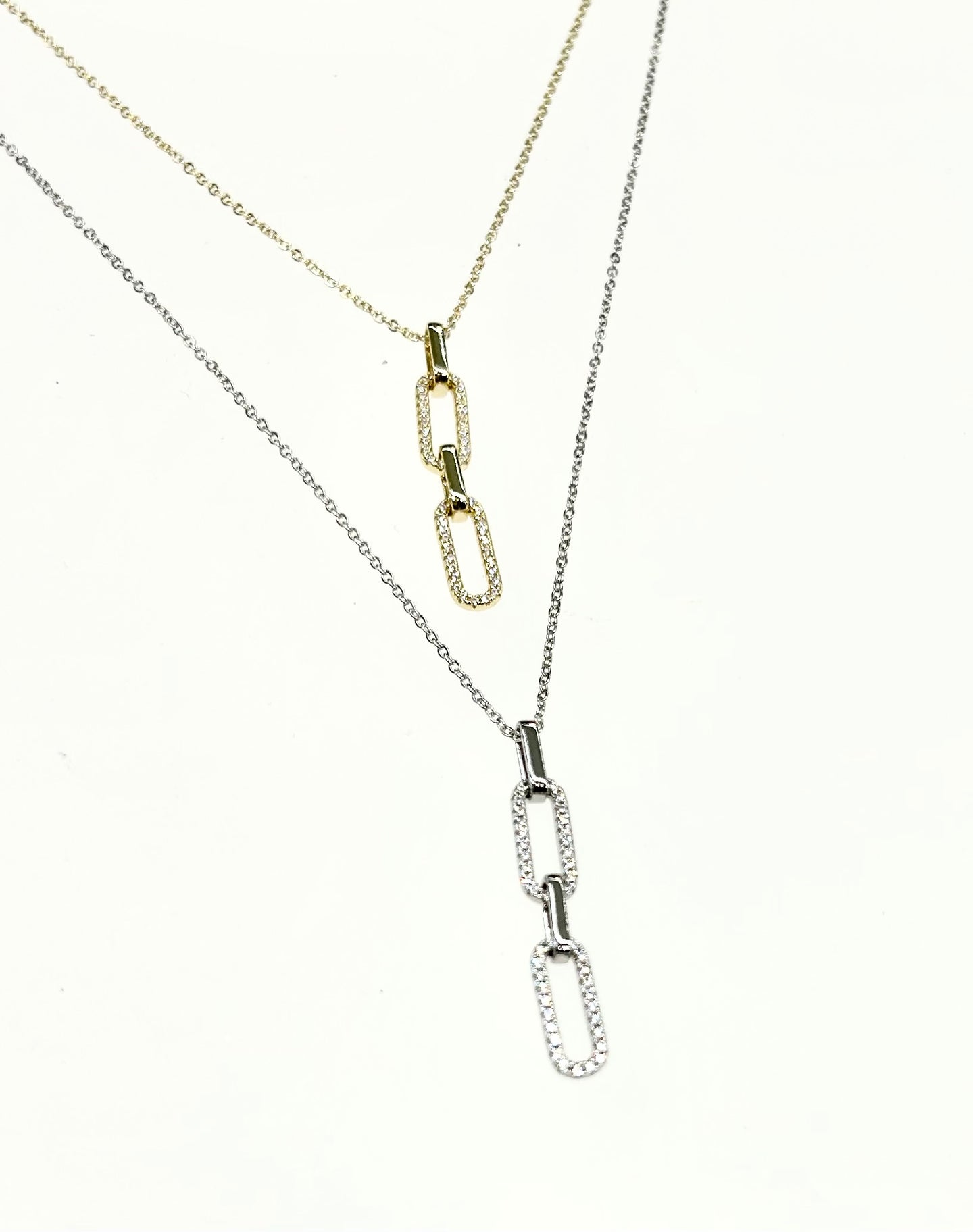 Paper Clip Pendant Necklace (gold or silver finish)