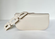 Load image into Gallery viewer, Meile Bianco Versatile Vegan Leather Clutch/Should Bag/Crossbody
