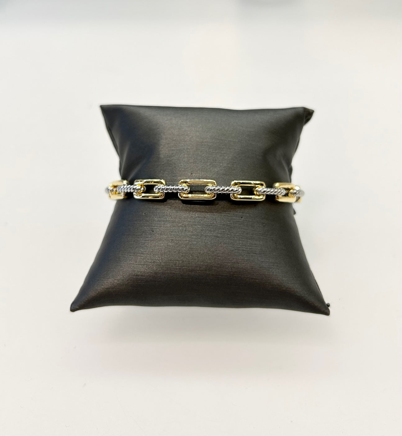 Links Bangle (Gold/Silver)