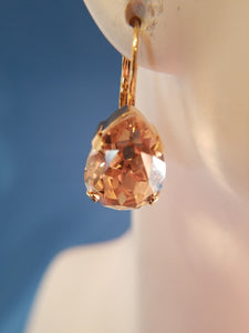 B-JWLD Gold Faceted Golden Pear Shaped Crystal Earrings