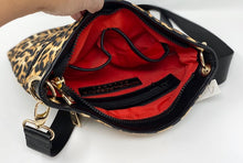 Load image into Gallery viewer, Sondra Roberts Quilted Puffer Crossbody Bag (Large) - Leopard