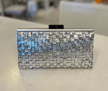 Load image into Gallery viewer, Metallic Woven Clutch (Silver)