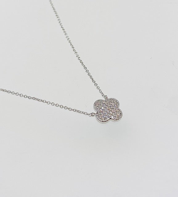 Quatrefoil Necklace with Austrian Crystals (silver)