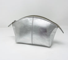 Load image into Gallery viewer, ILI Large Metallic Silver Coin Purse